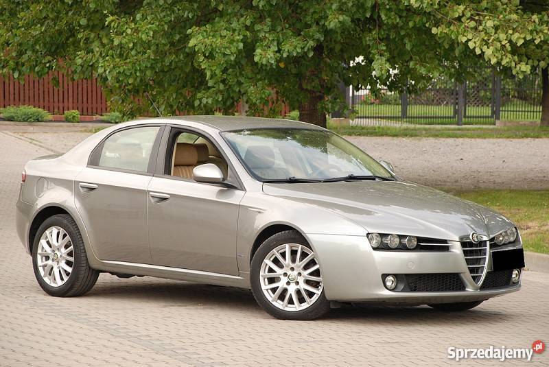 alfa romeo samochód