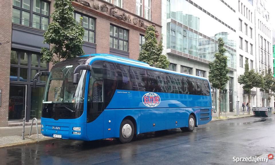 autobus turystyczny
