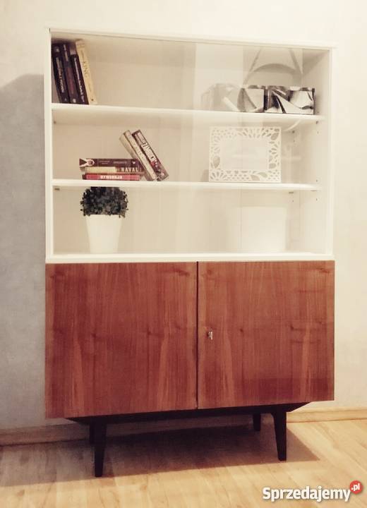 Biblioteczka witryna