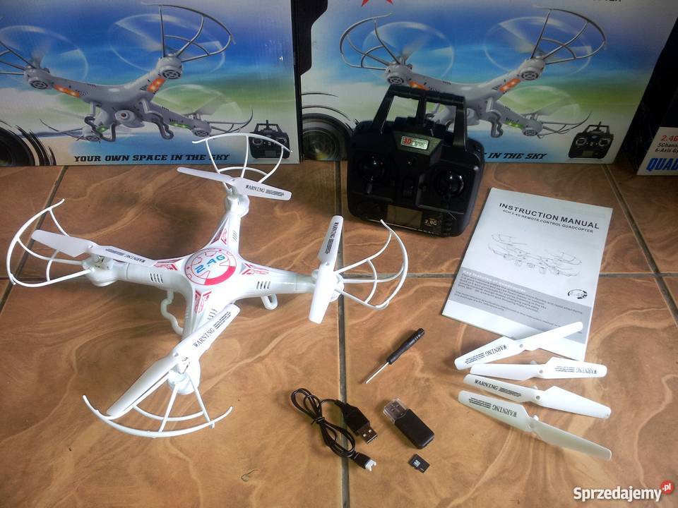 Dron z kamerą