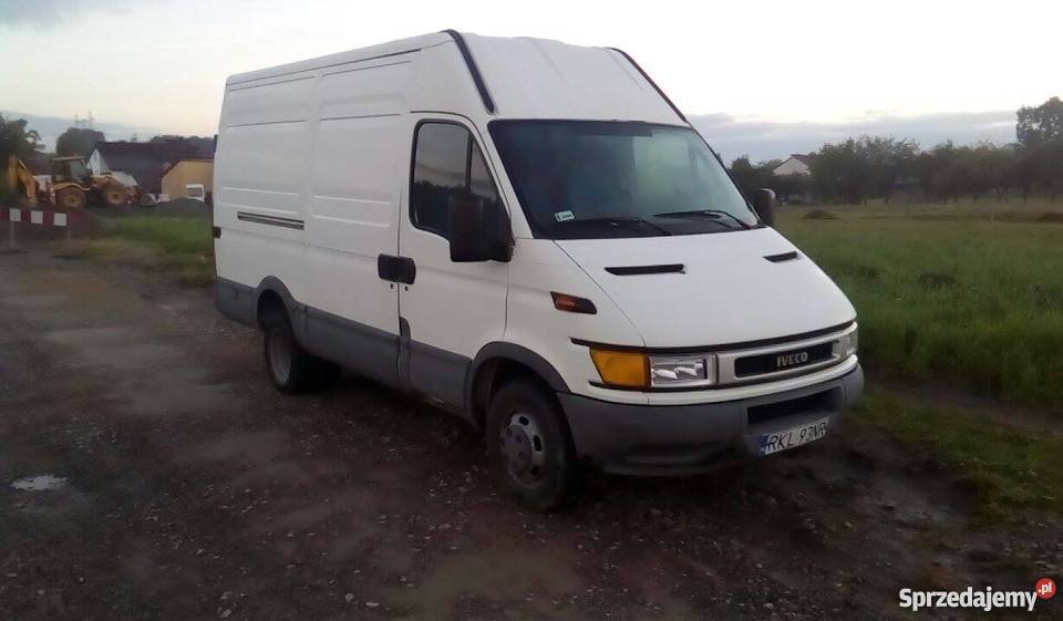 samochód dostawczy Iveco