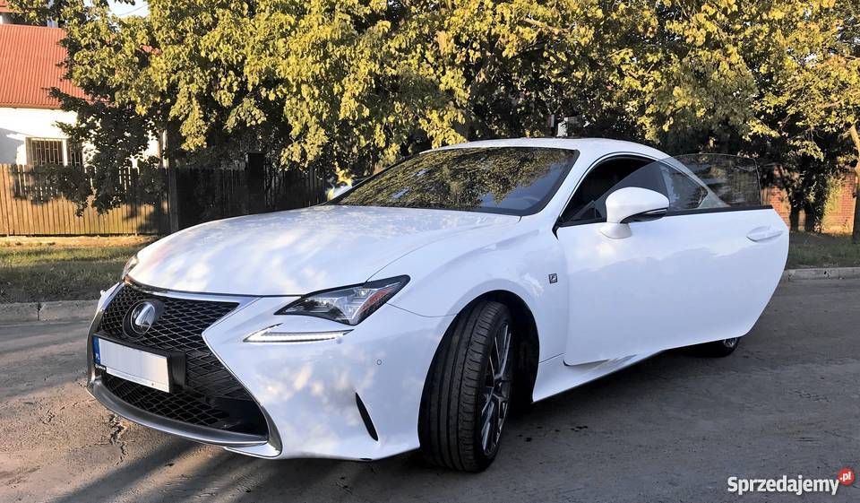 Lexus RC