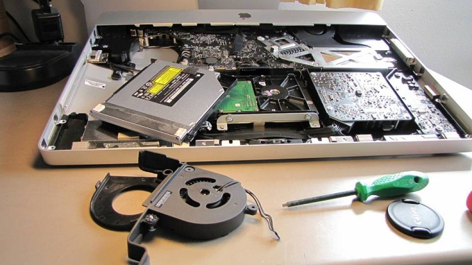Jak szukać specjalistów od naprawy komputerów i laptopów?