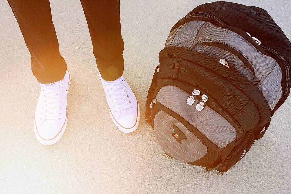 Torba sportowa czy plecak? W co spakować się na siłownię i fitness?