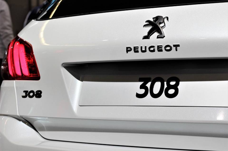 Fiat Bravo, Peugeot 308, Renault Megane, Toyota Corolla, czy Citroen C4 – jaki samochód segmentu C warto wybrać?