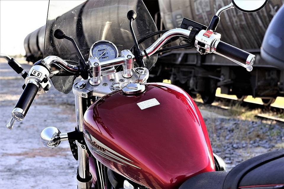 Przegląd używanych motocykli do 10 000 zł